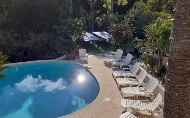 Juan Les Pins Near Cannes Beaches 1820 Guests