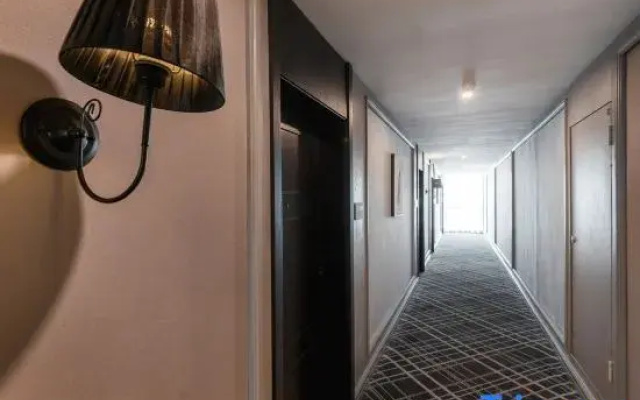 Xana Hotelle Hotel (Nanchang West Station International Sports Center)