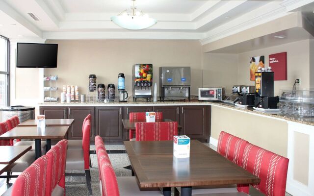 Holiday Inn Express & Suites Atlanta - Tucker Northlake by IHG