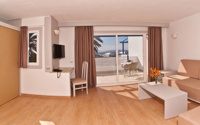 HL Paradise Island