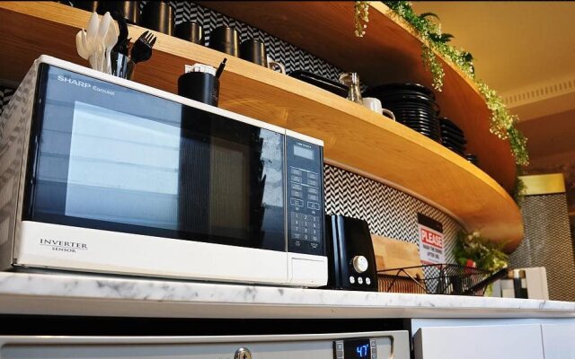 The Capsule Hotel - Hostel