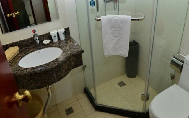 GreenTree Inn Beijing Lin Cui Road Business