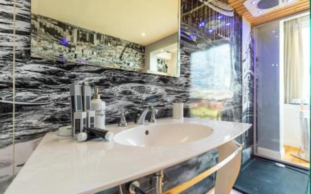 Flat 1 bedroom 2 bathrooms - Naples