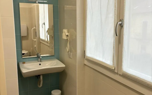 Airuno Rooms