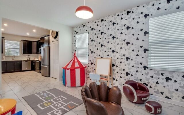 6 Bdrmgolf Coursegated Resort