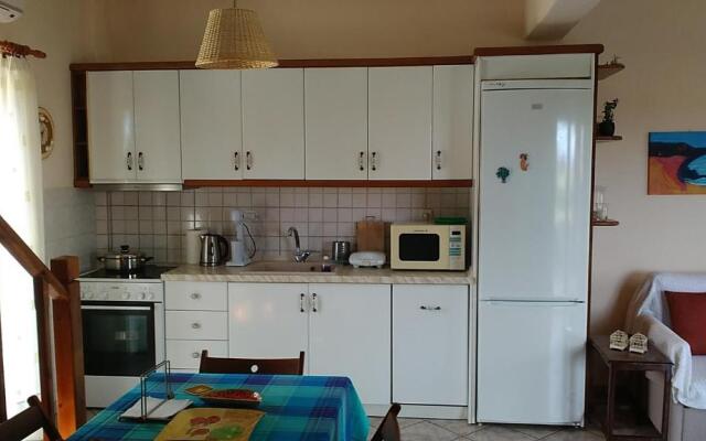 Cozy House In A Quiet Neighborhood Paliouri Region