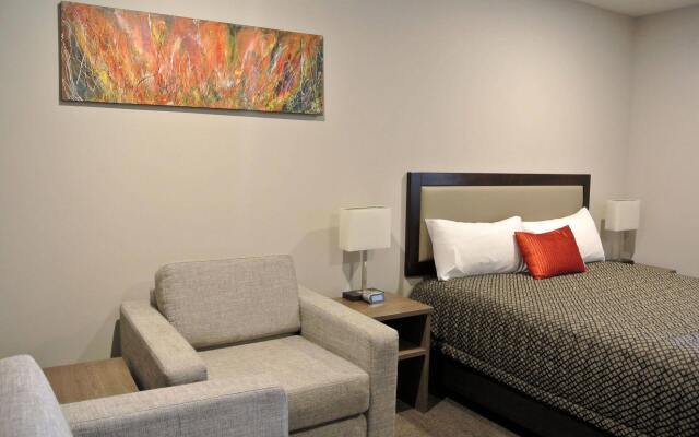Oxford Village Motels