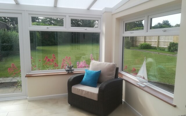 Westmead. Chalet Bungalow