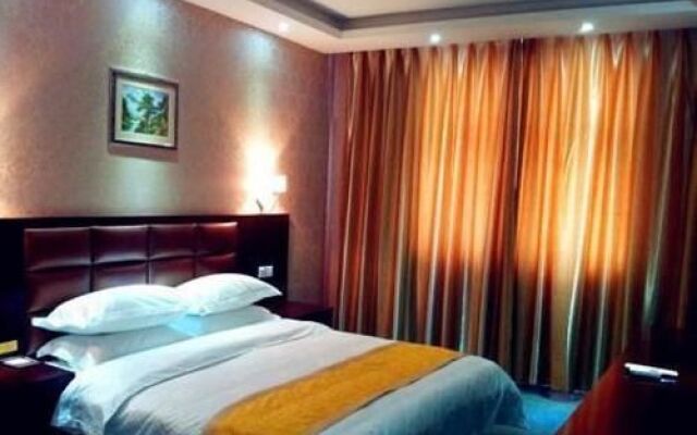 Xingyang Guoren Holiday Hotel