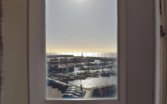 Harbourside Apartment