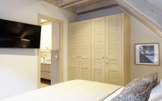 Val de Ruda Luxe 50 by FeelFree Rentals