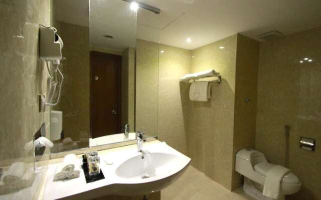 Bhanis Hotel