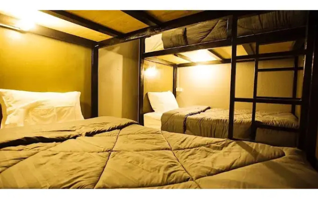 Stamp Hostel - Adults Only