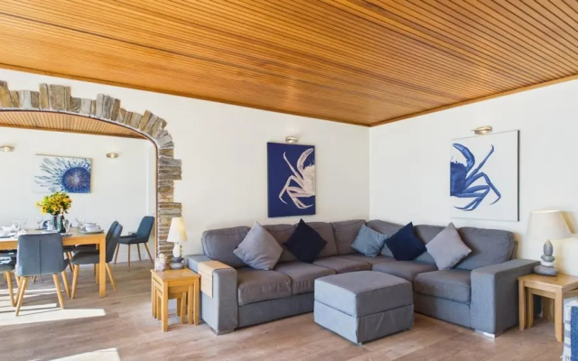 Rainbow Leap - 5 Bed Holiday Home - Saundersfoot
