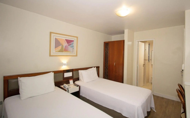 Trevi Hotel & Business