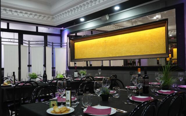 Cafe Bar Hotel Jefi