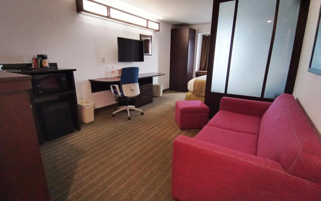Microtel Inn & Suites by Wyndham Toluca