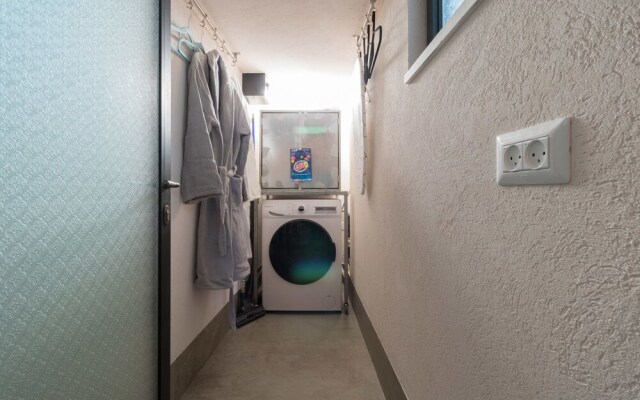 Best Location Jerusalem Stone Apartment