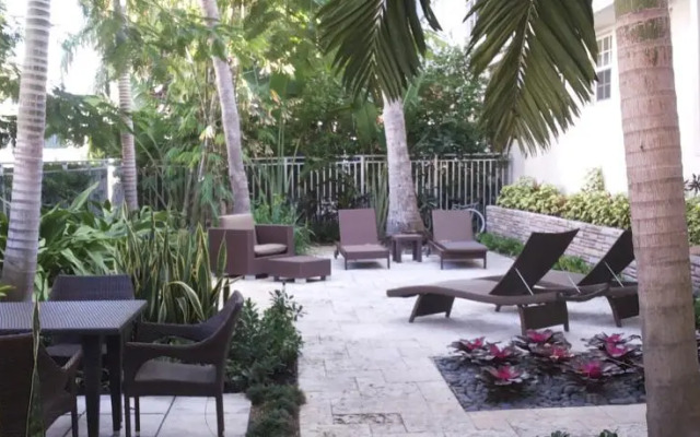 Sunset Apartment by Mediterraneo International