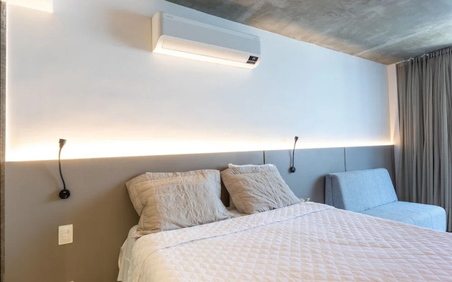 Setai Yacht By Day by Day