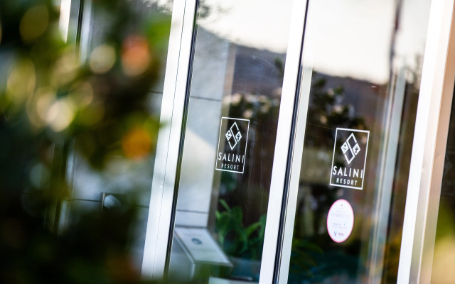 Salini Resort