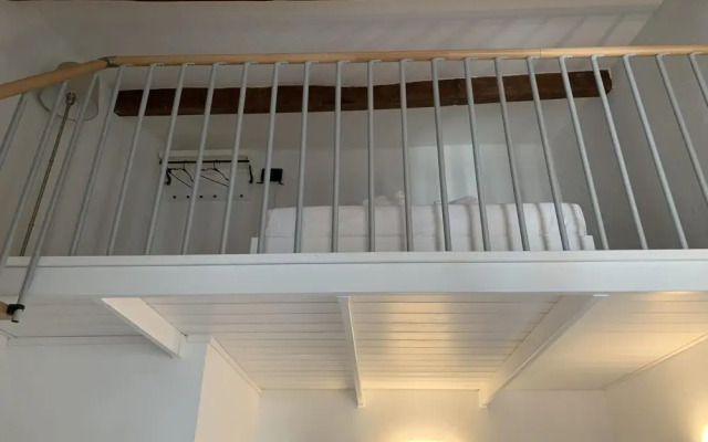 Porcellana Apartment