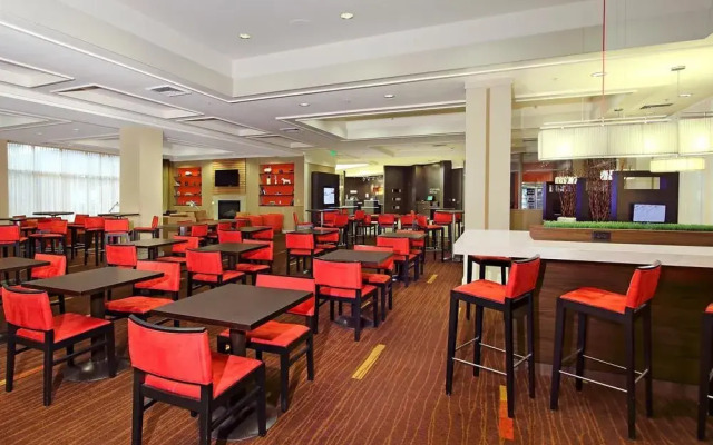 Courtyard Oakland Downtown