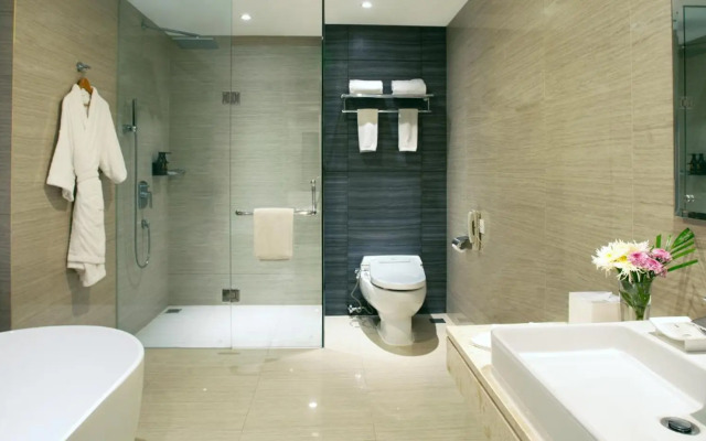 Platinum Adisucipto Hotel & Conference