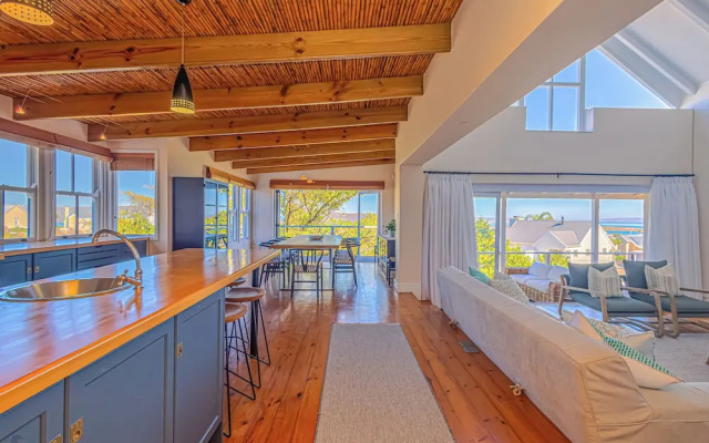 Tern Beach House, Langebaan, 8-sleeper