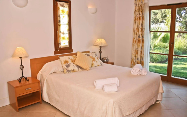 AlmaVerde Village & Spa