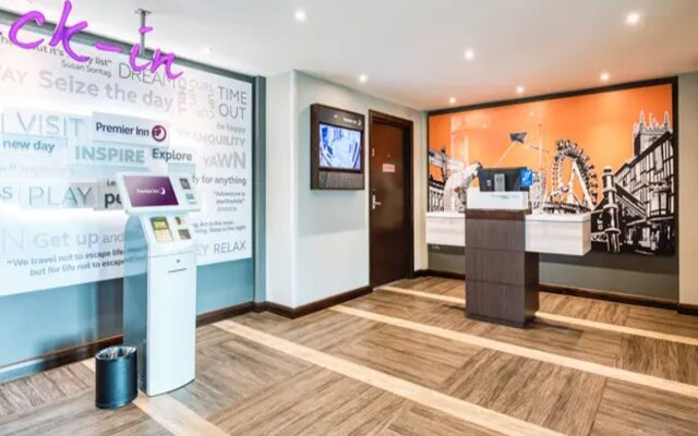 Premier Inn Oxford Kidlington Airport