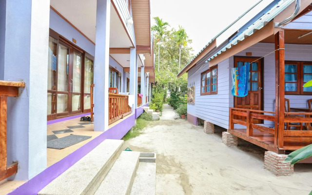 Sang Aroon Bungalow