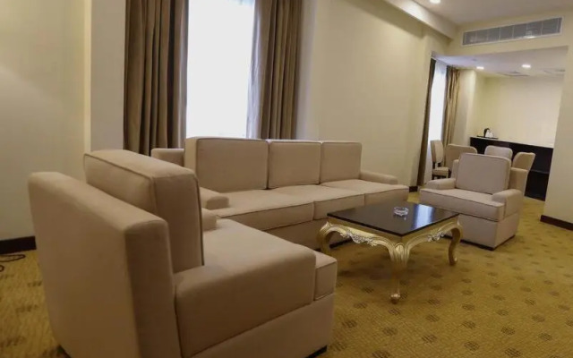 Khabti Grand Hotel