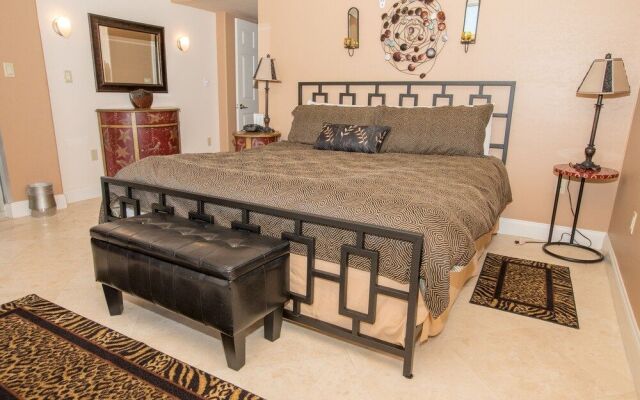 Shoreline Towers 1052 2 Bedroom Condo by RedAwning