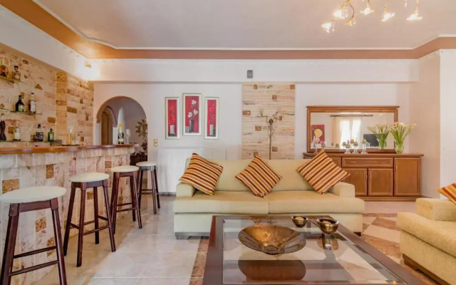 Fontana Holiday Home