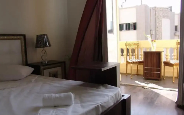 New Grand Royal Hotel