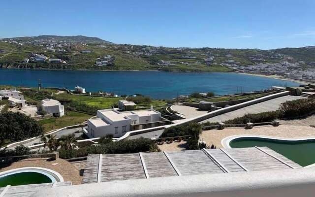 Beautiful Villa at Panormos Mykonos