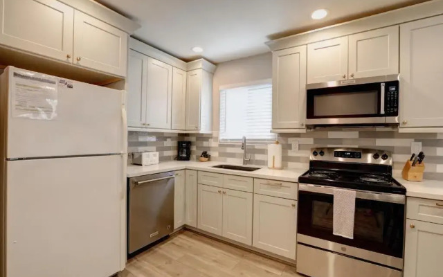 220 #7 Ocean View Ave