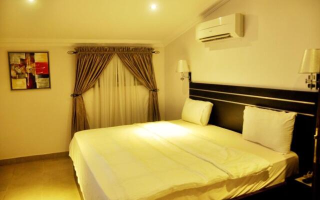 Reliance Royal Suites