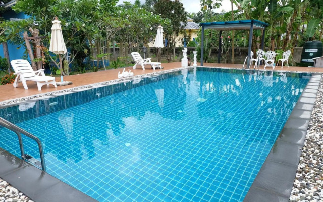 OYO 967 Andathien Pool Villa Aonang