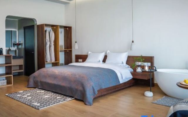 Xingyi Wanfeng Linyueqili B&B