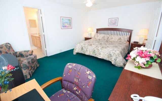 Ir021or 3 Bedroom Home by RedAwning