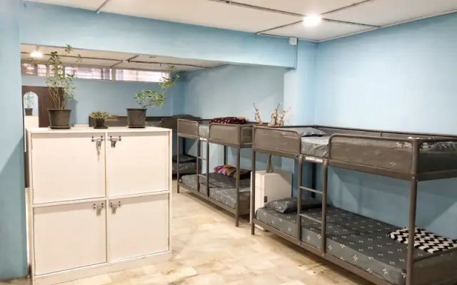 Urban Nomads Pods