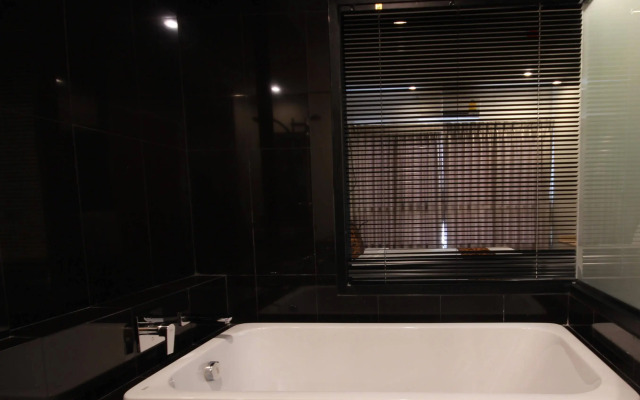 Sereine Sukhumvit 39