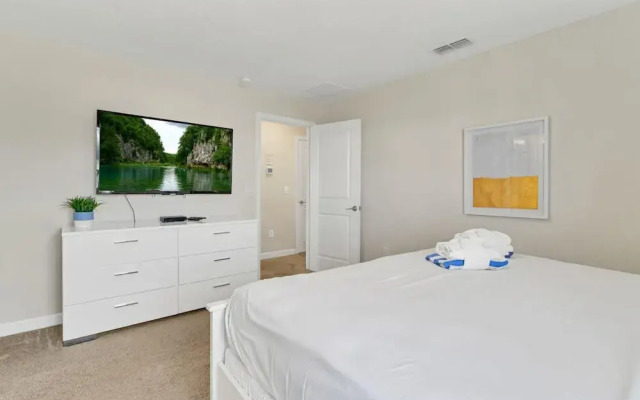 Your 5bdr House w Pool - 4959
