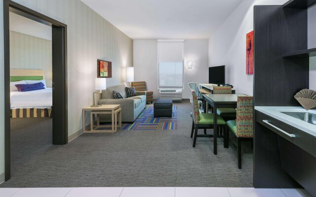 Home2 Suites by Hilton Austin Airport