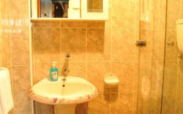 Guesthouse Prenociste Faraon