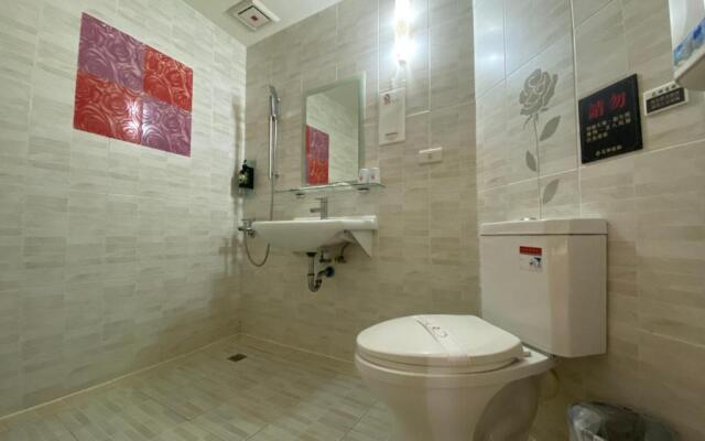 Huaxiang Hotel - Zuoying