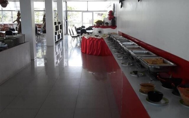 Grand Holiday Residence