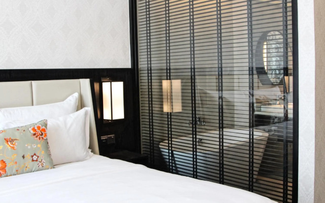 WEIL Hotel